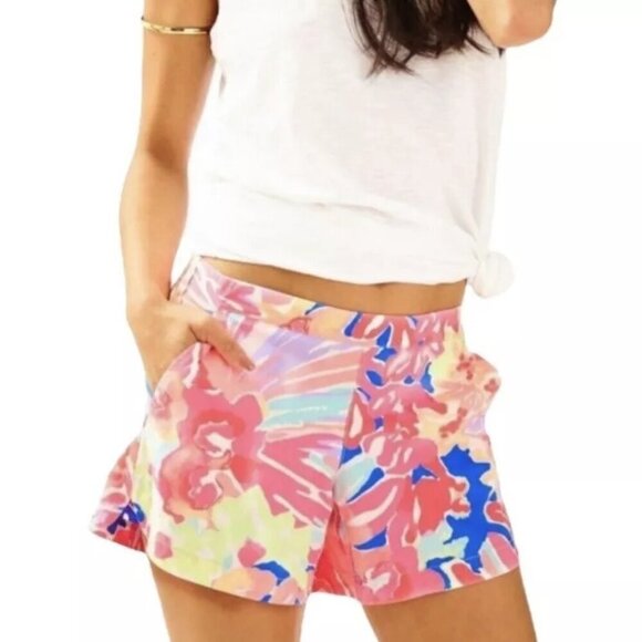 Lilly Pulitzer Pull On Shorts In Multi Playa Hermosa XS - Picture 1 of 9
